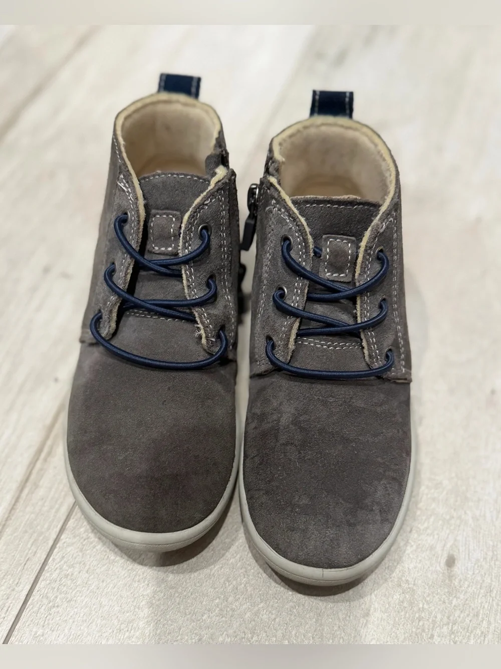 UGG Gray Suede Kids Ankle Boots with Navy Laces size 12 toddler